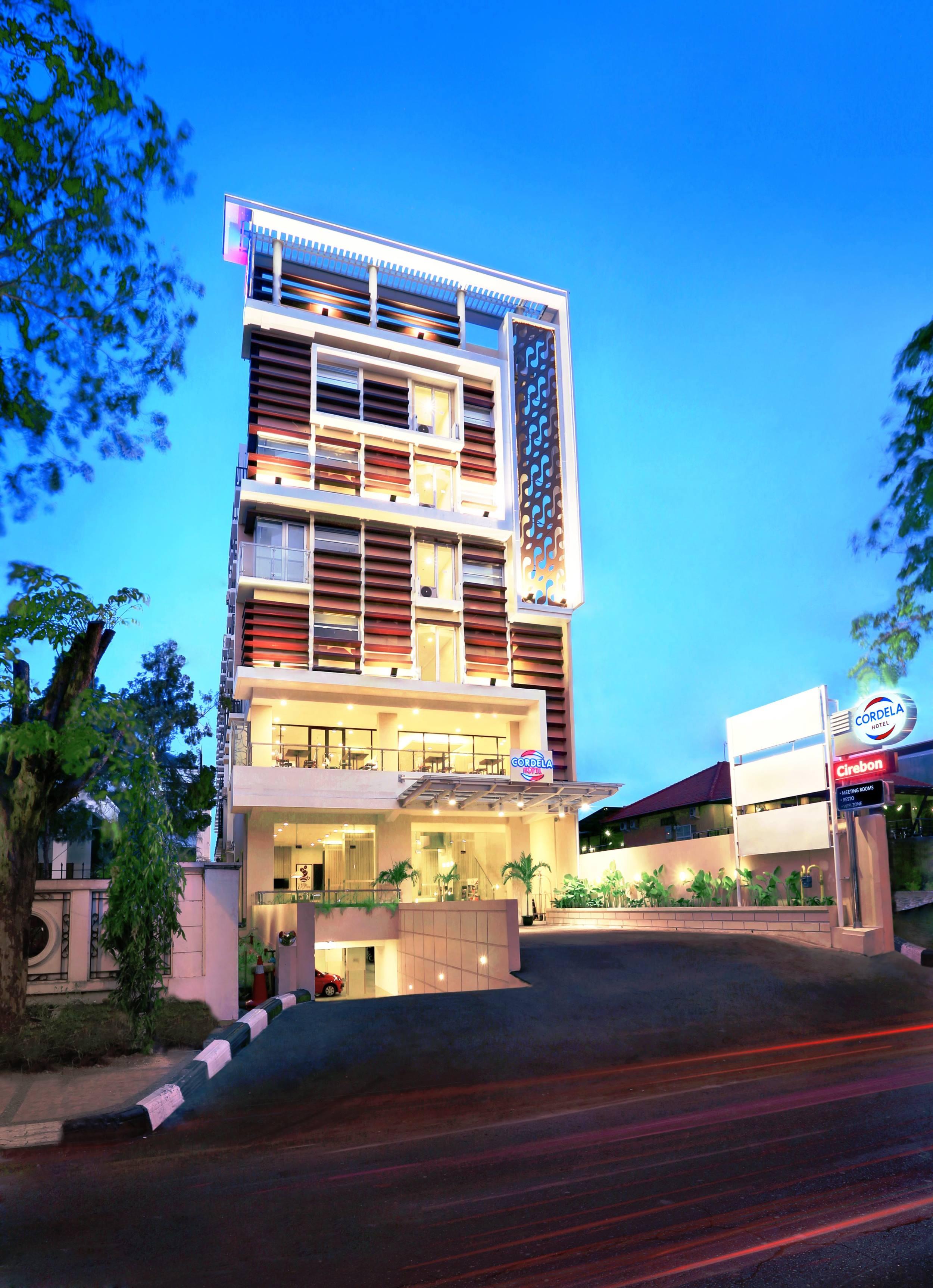 Cordela Hotel Cirebon Exterior photo