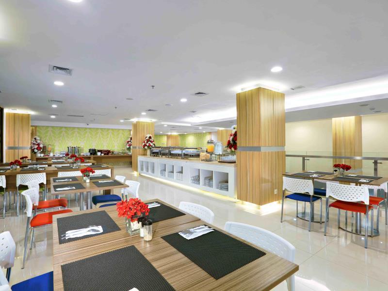 Cordela Hotel Cirebon Exterior photo